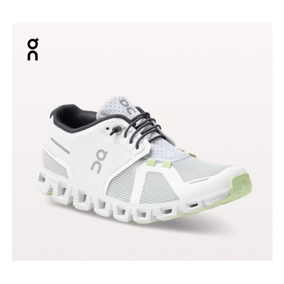 ON Cloud 5 Push Running Shoes in White/Oasis NWT Size 9.5 - Picture 1 of 14